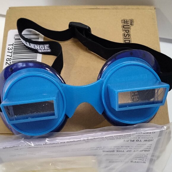 Upside Down Challenger game - Picture 4 of 8